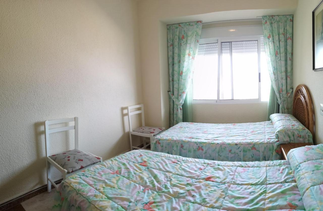 גאנדיה Apartamento A Pie De Playa-Edificio Bonaire מראה חיצוני תמונה